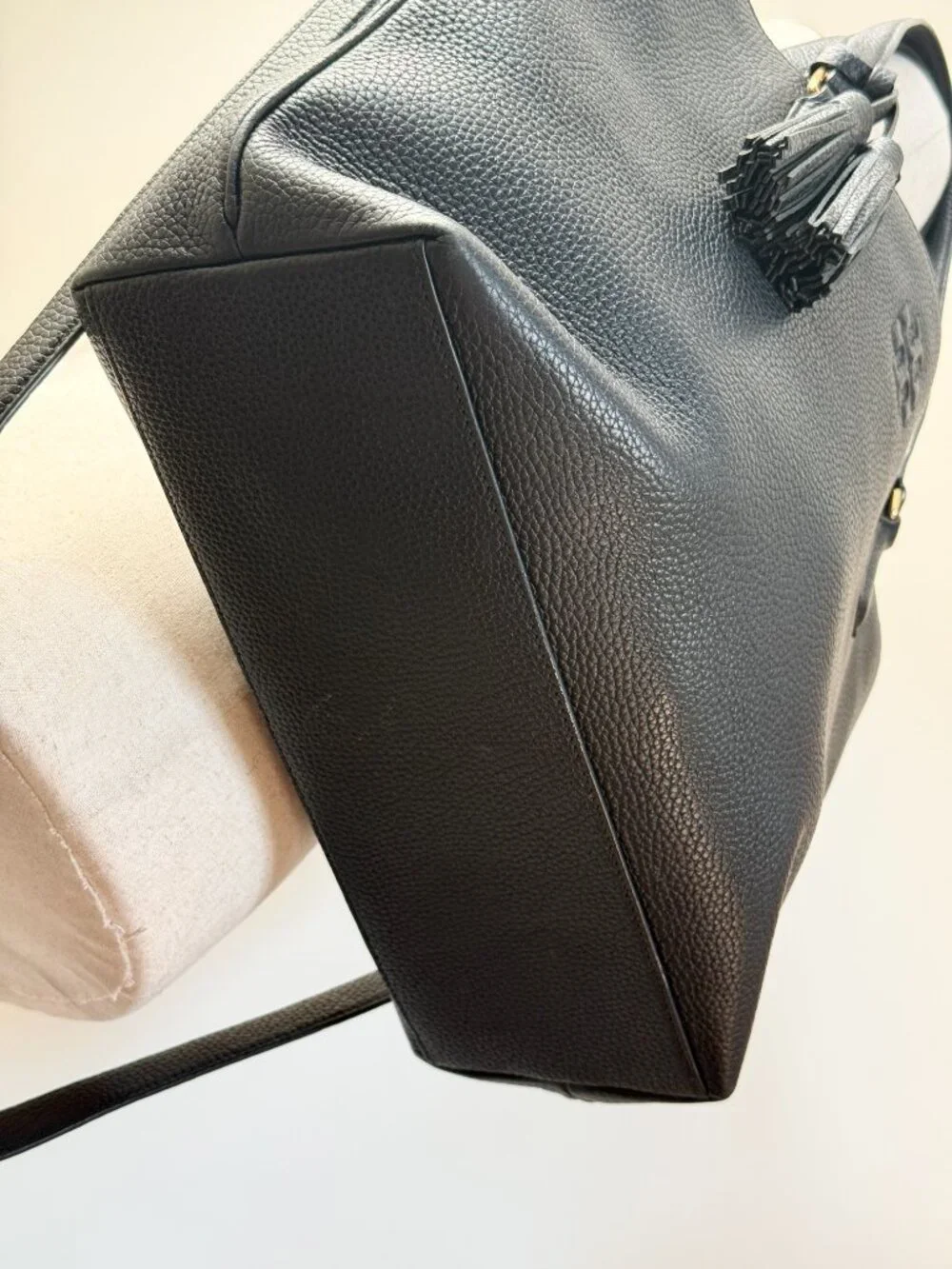 Tory Burch Thea Convertible Pebbled Leather Large Tote Black Bag Shoulder Bag